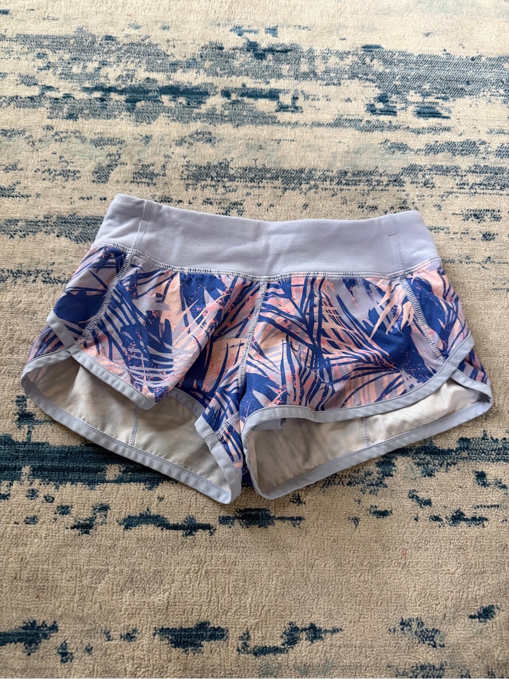 Ivivva Lululemon Girl’s Shorts Size 10